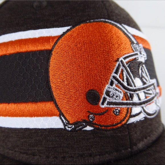 New Era Cleveland Browns Stretch 39Thirty NFL Cap - Picture 2 of 7
